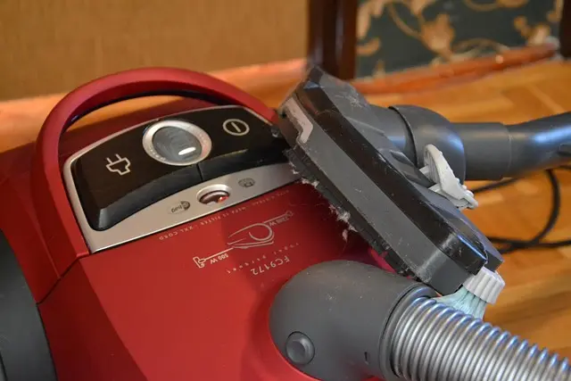 Tester l'Efficacité d'un Aspirateur : Méthodes Infaillibles