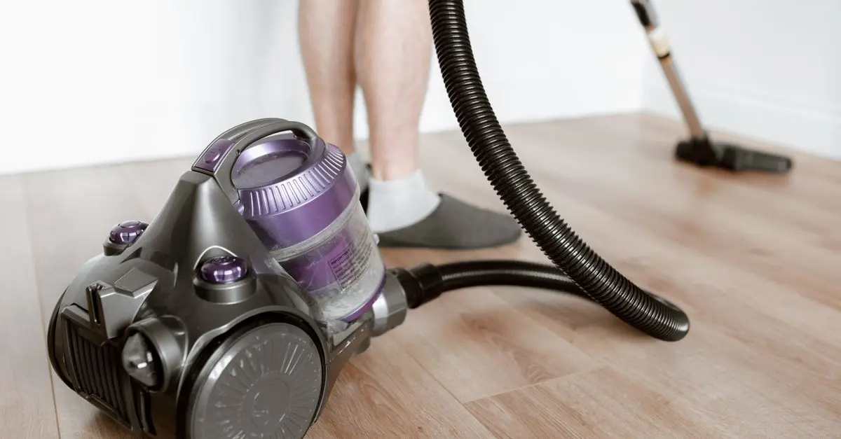 Comment Évaluer la Durabilité d'un Aspirateur Avant Achat